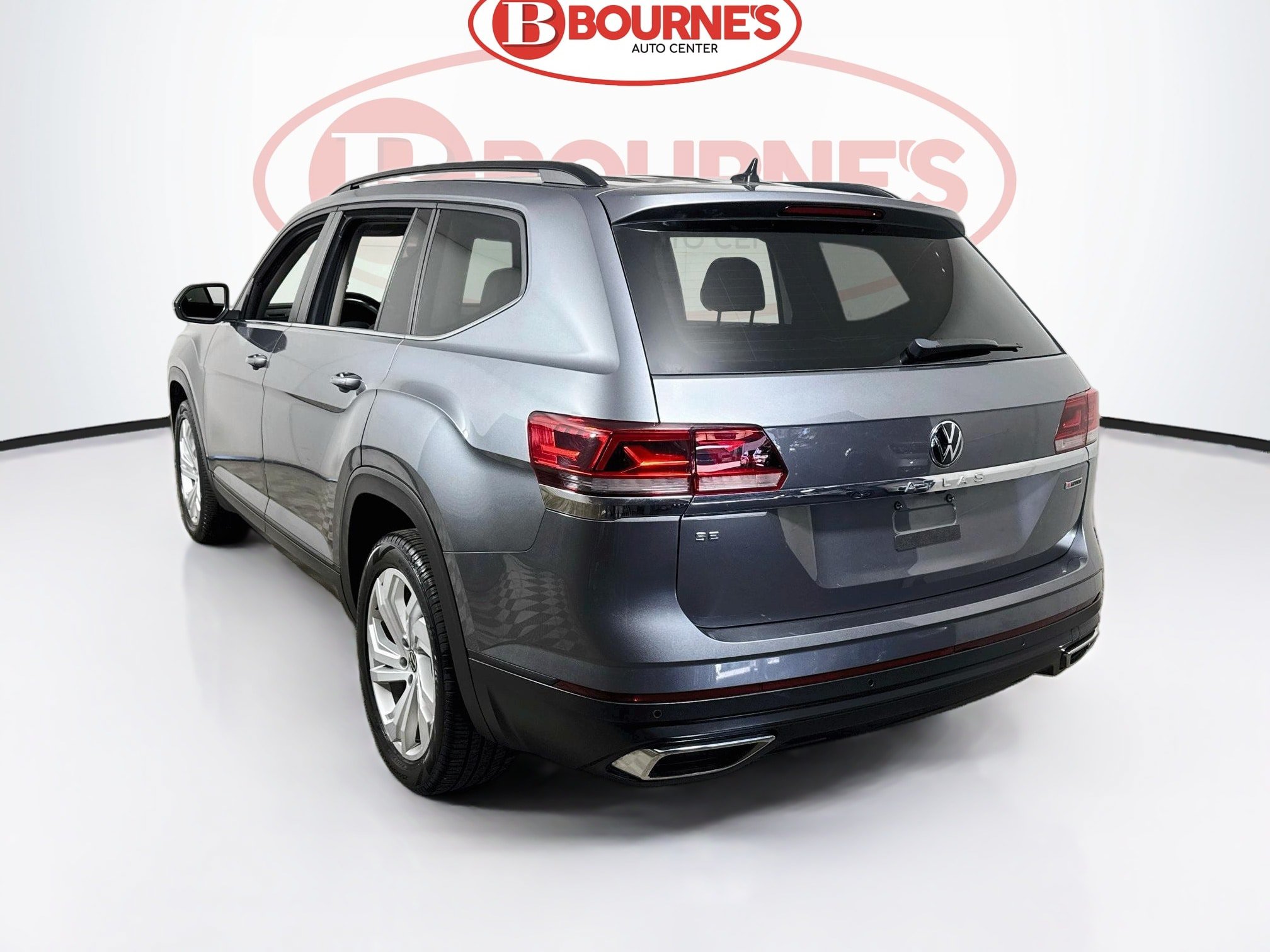 Used 2021 Volkswagen Atlas SE w/ Panoramic Sunroof Package AWD/4WD image 8