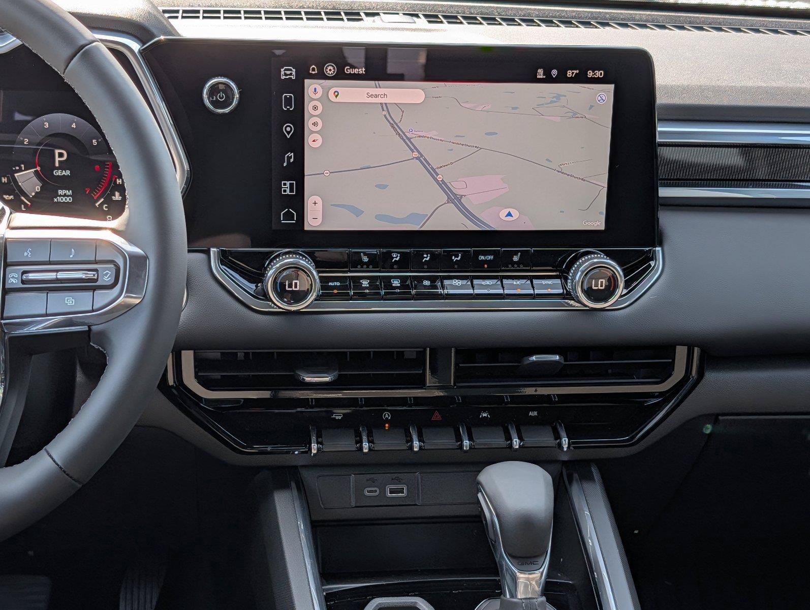 New 2026 GMC Canyon Elevation w/ Convenience Package RWD image 30