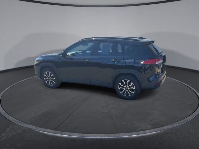 Used 2023 Toyota Corolla Cross SE image 11