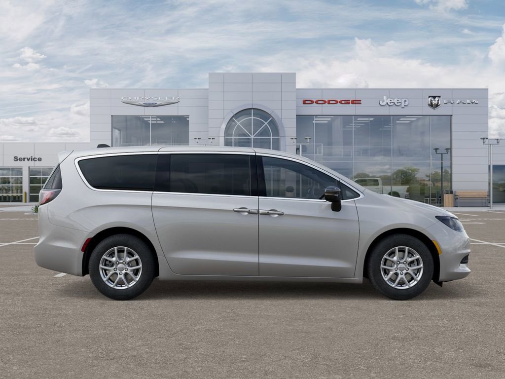 New 2026 Chrysler Voyager LX image 24