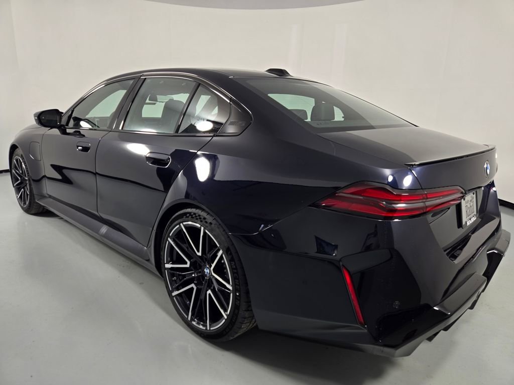 New 2026 BMW M5 w/ Executive Package image 8