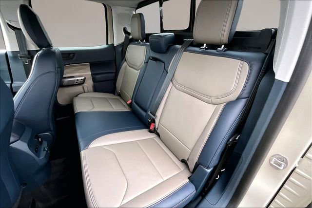 Used 2025 Ford Maverick Lariat AWD/4WD image 19