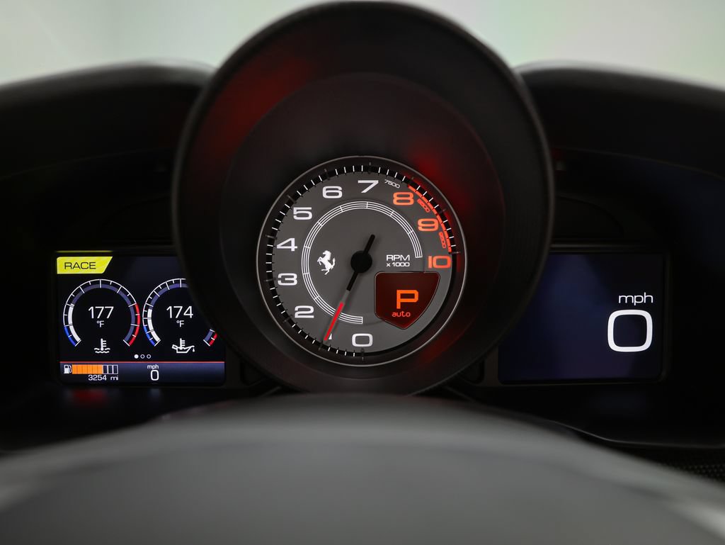 Certified 2022 Ferrari F8 Tributo RWD image 67