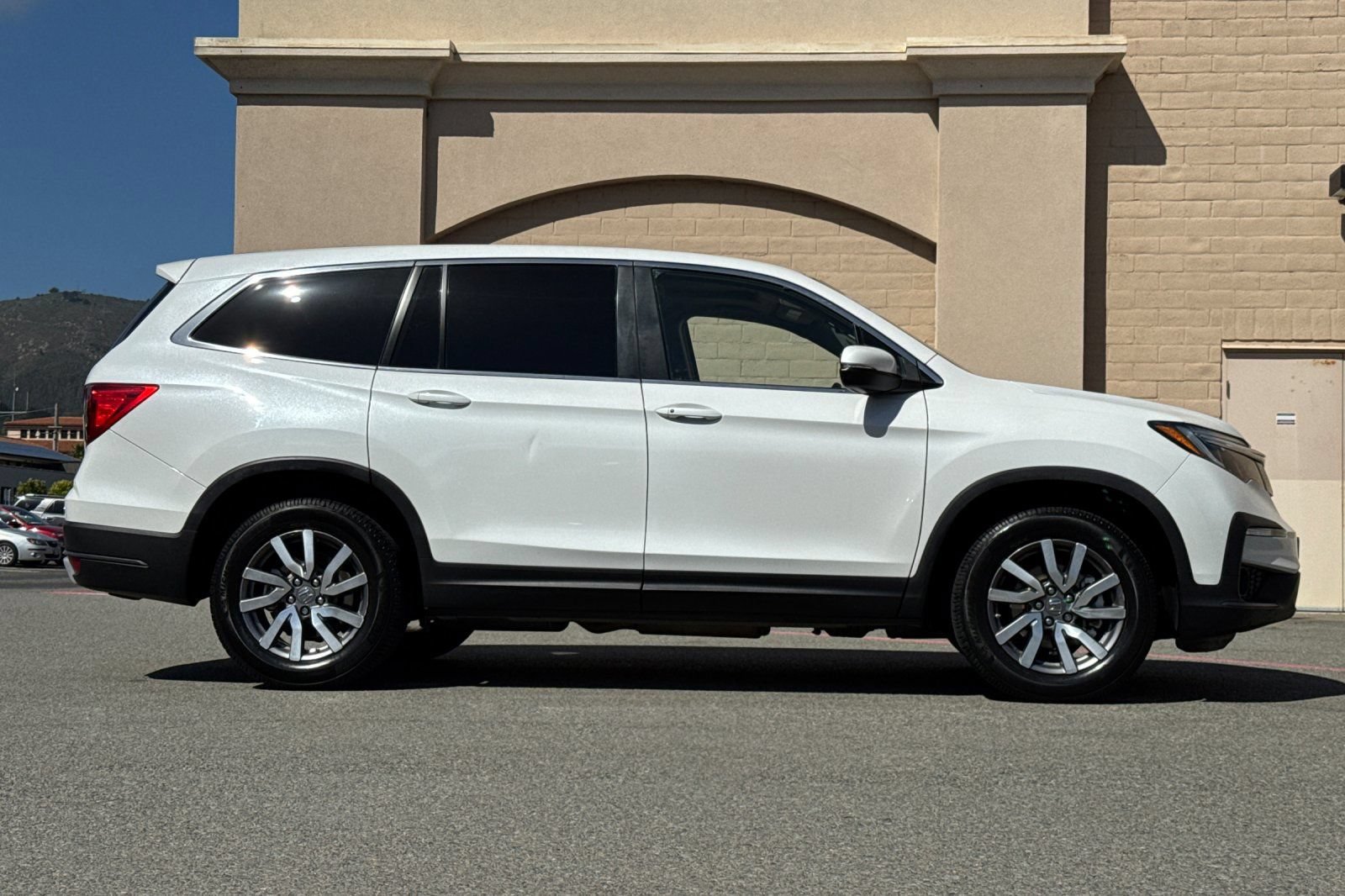 Used 2022 Honda Pilot EX-L image 3