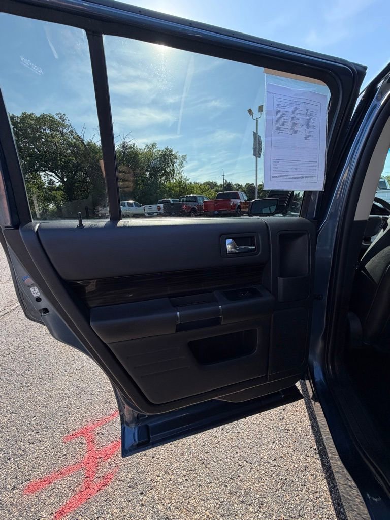 Used 2018 Ford Flex SEL w/ Equipment Group 202A FWD image 13