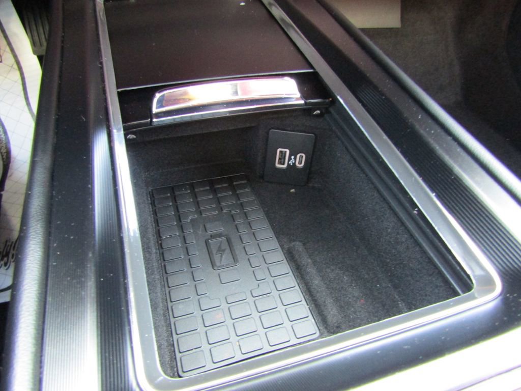 Used 2025 Lincoln Corsair Grand Touring w/ Equipment Group 301A AWD/4WD image 37