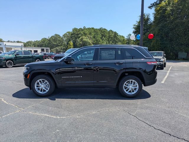 New 2026 Jeep Grand Cherokee Laredo X RWD image 7