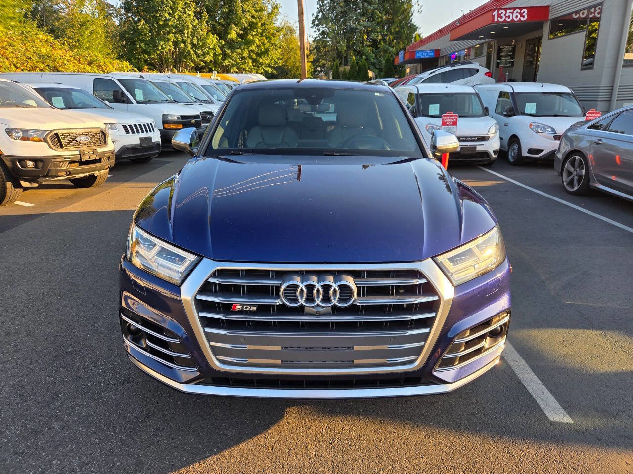 Used 2018 Audi SQ5 Prestige w/ Prestige Package image 2