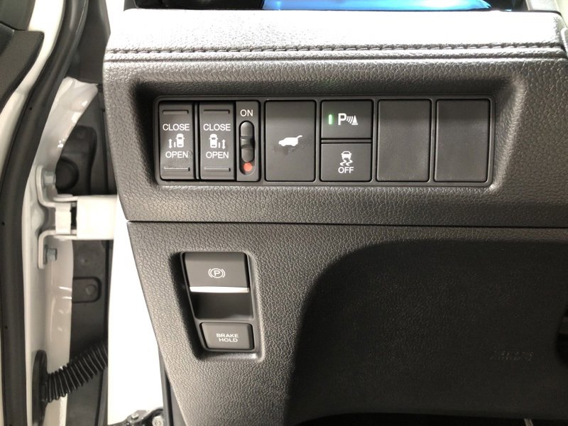 New 2026 Honda Odyssey Touring image 25