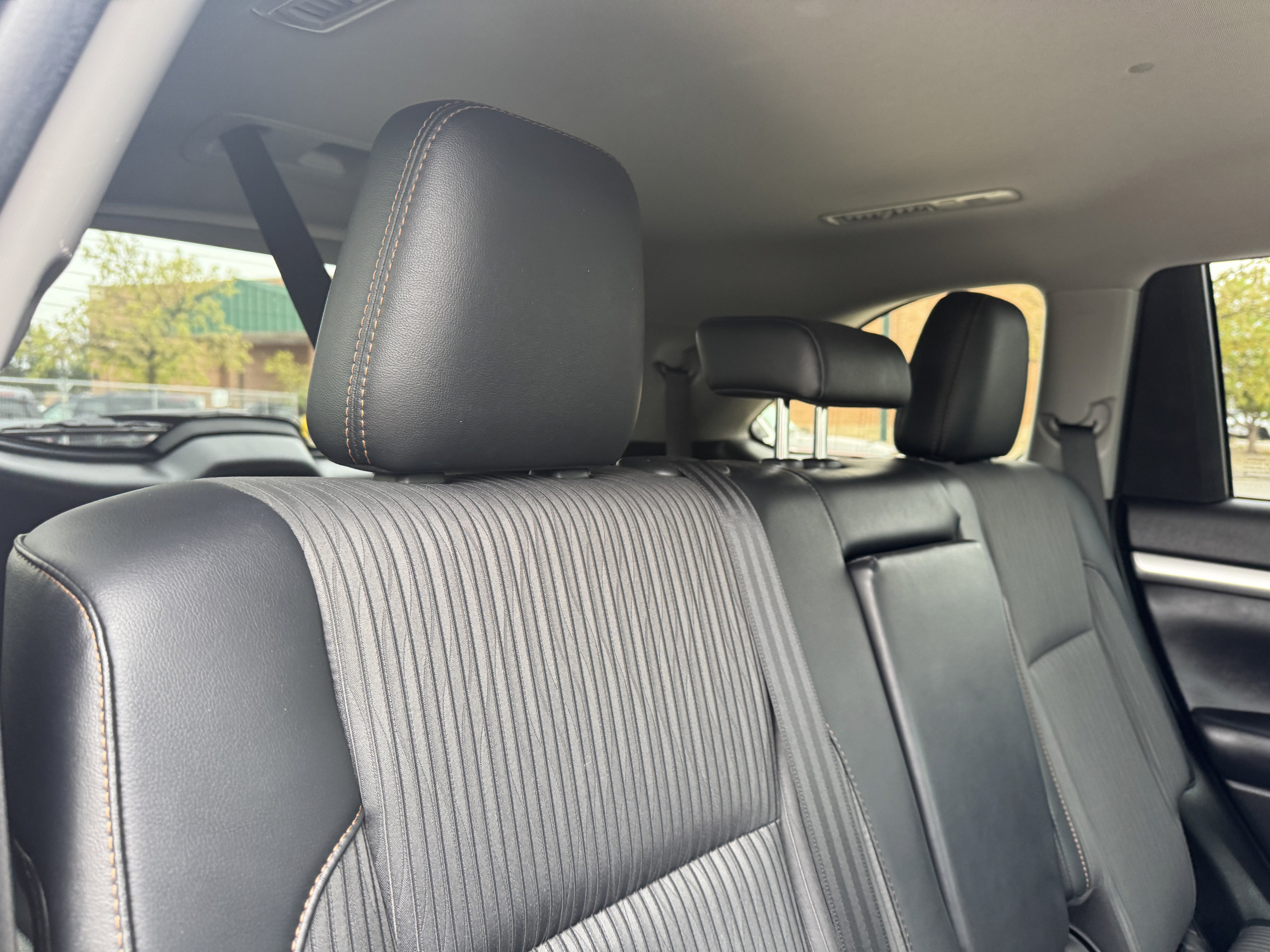 Certified 2019 Toyota Highlander Plus AWD/4WD image 18