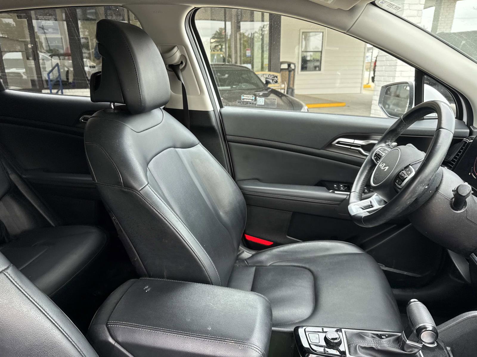 Used 2023 Kia Sportage EX FWD image 10
