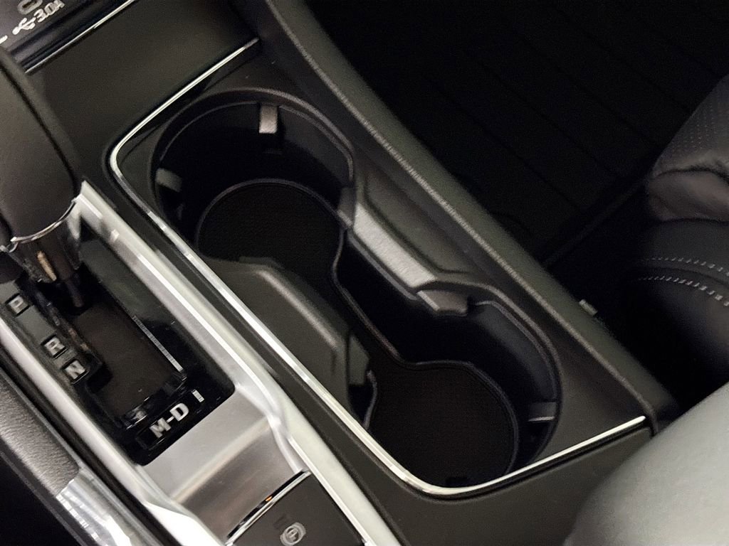 New 2025 Subaru Ascent Limited image 16