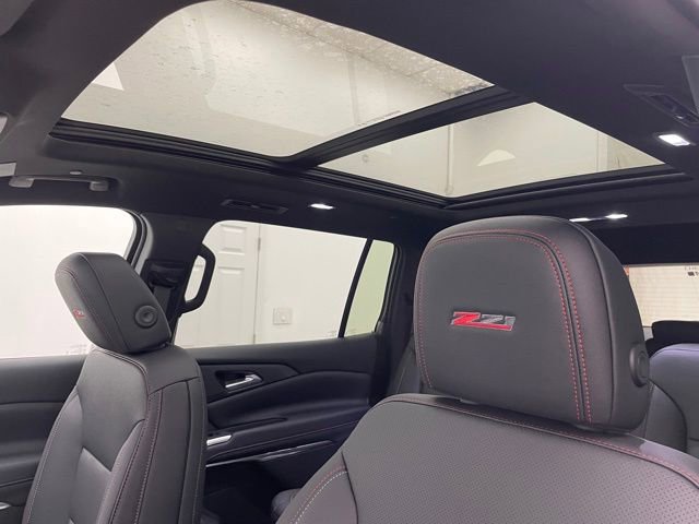 New 2026 Chevrolet Traverse Z71 w/ Driver Confidence Package image 7