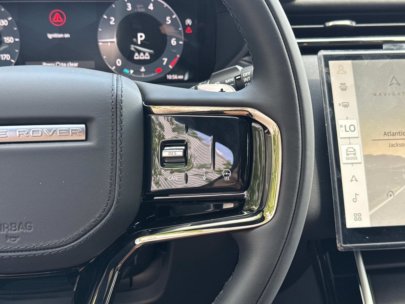 New 2026 Land Rover Range Rover Velar Dynamic SE image 28