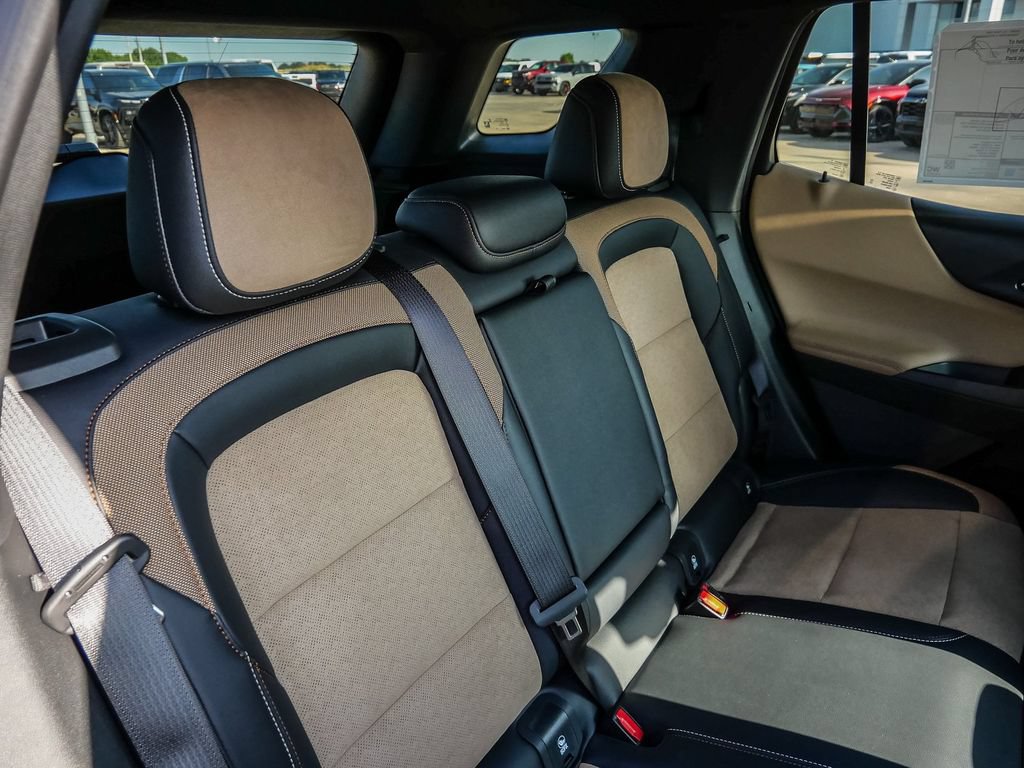 New 2027 Chevrolet Equinox ACTIV FWD image 23