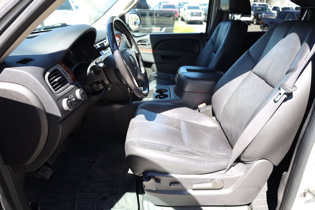 Used 2013 Chevrolet Tahoe LT AWD/4WD image 11