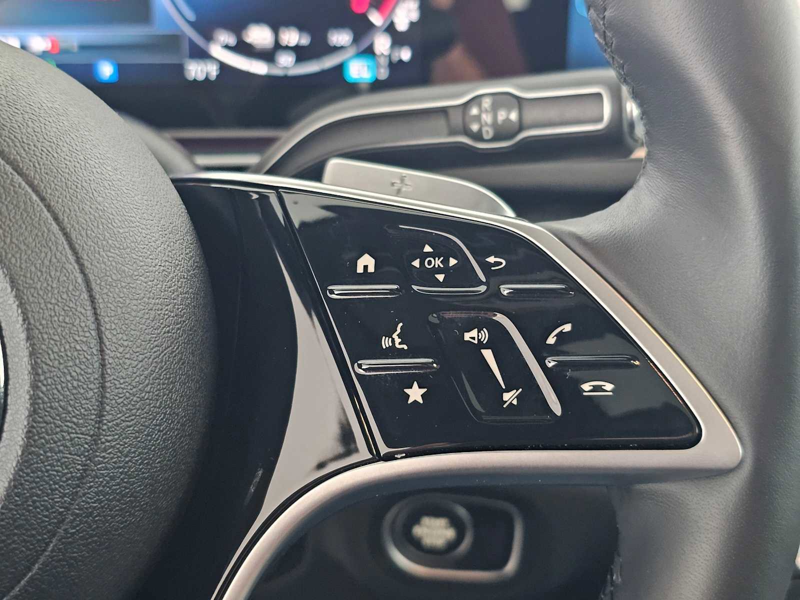 Certified 2025 Mercedes-Benz GLE 450e 4MATIC image 31