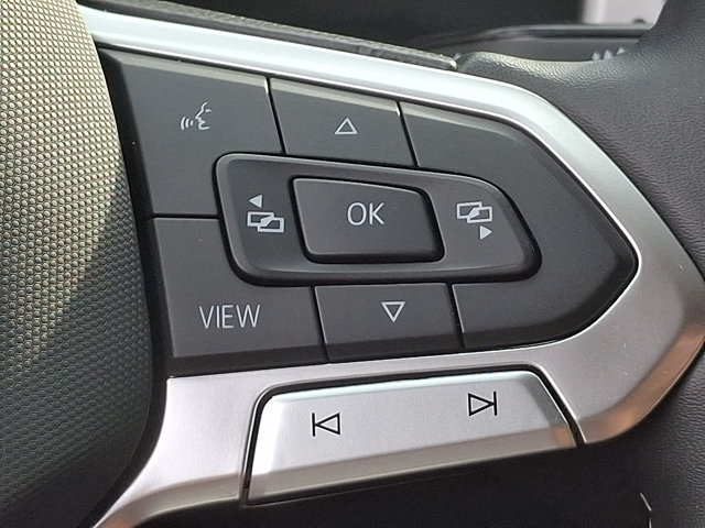 Used 2023 Volkswagen Atlas SE AWD/4WD image 21