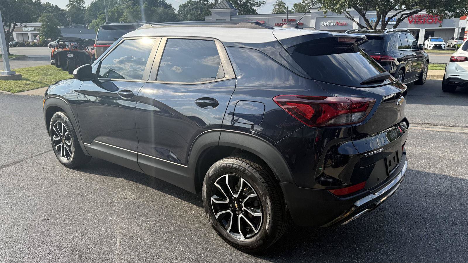 Used 2021 Chevrolet TrailBlazer ACTIV w/ Convenience Package FWD image 14