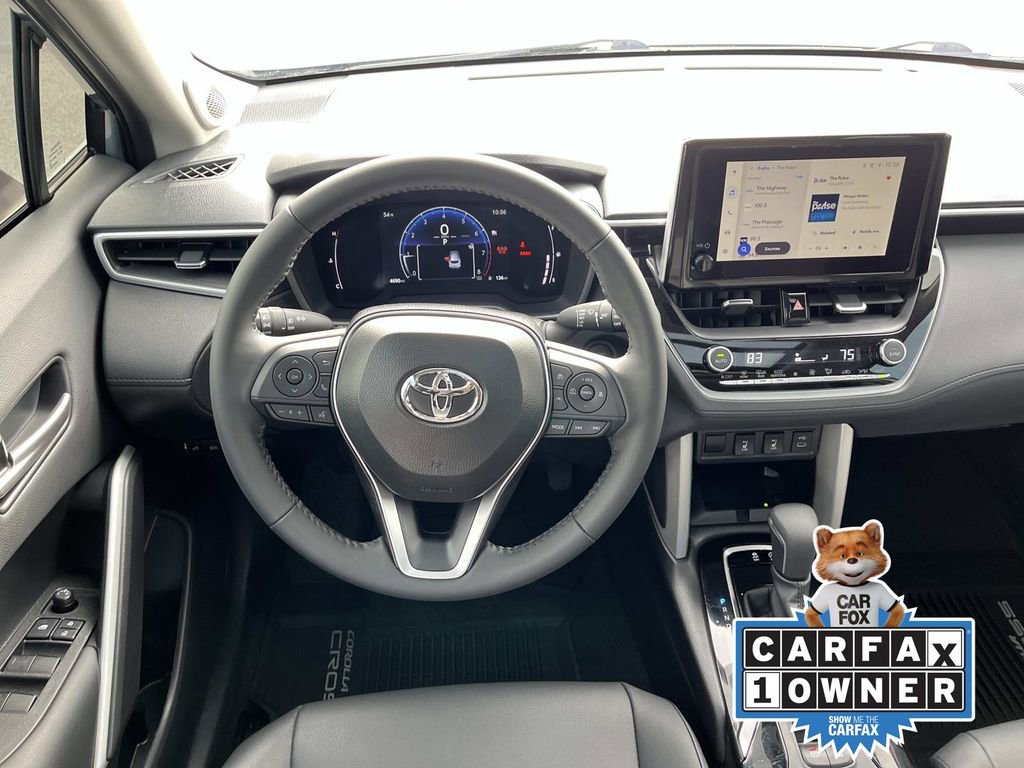 Used 2025 Toyota Corolla Cross XLE w/ Convenience Package image 12