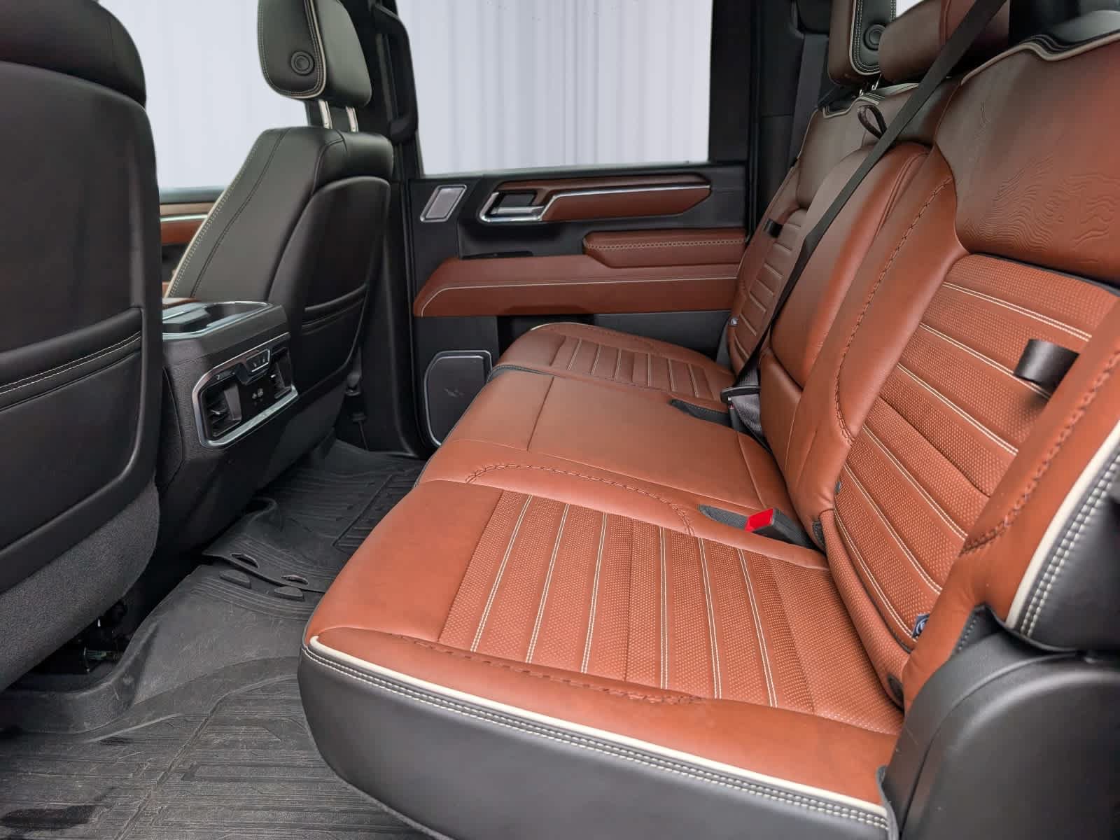 Certified 2024 GMC Sierra 3500 Denali Ultimate AWD/4WD image 14