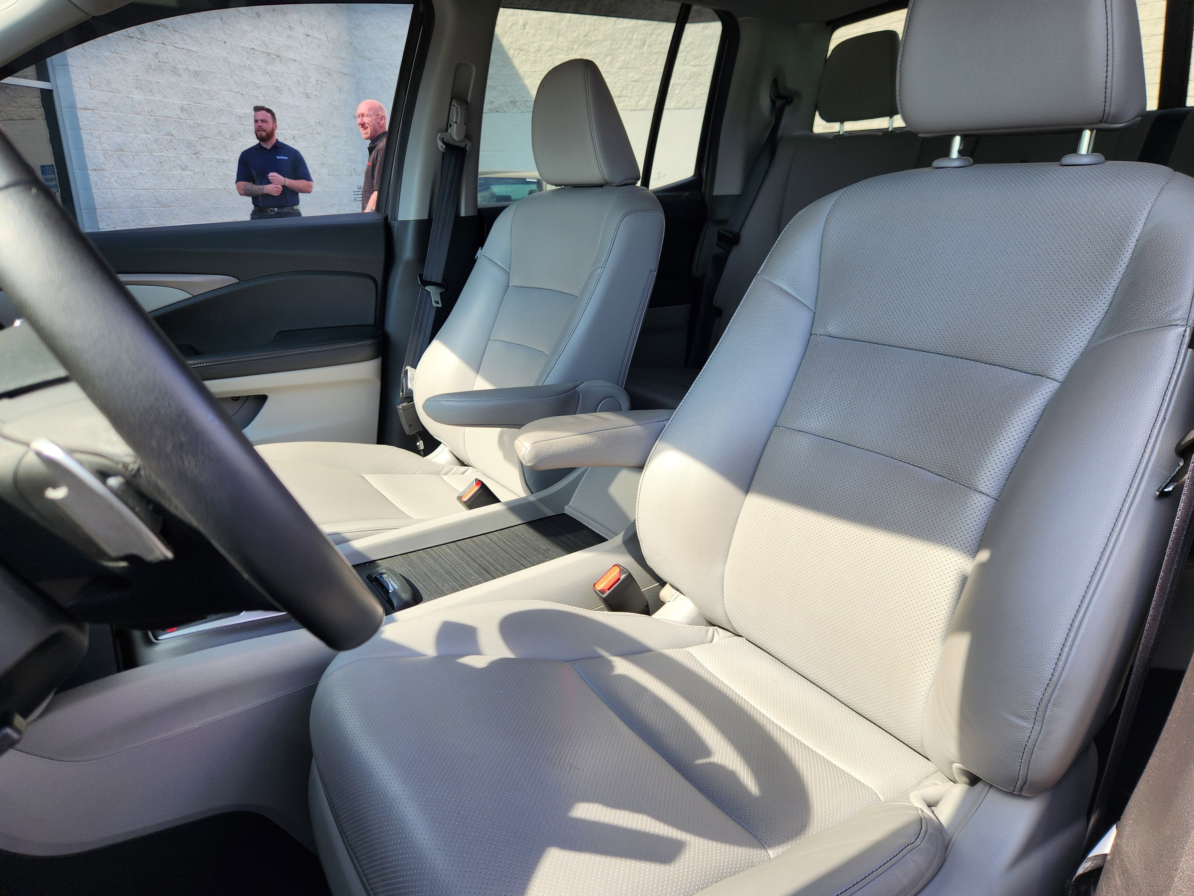 Used 2023 Honda Ridgeline RTL image 5