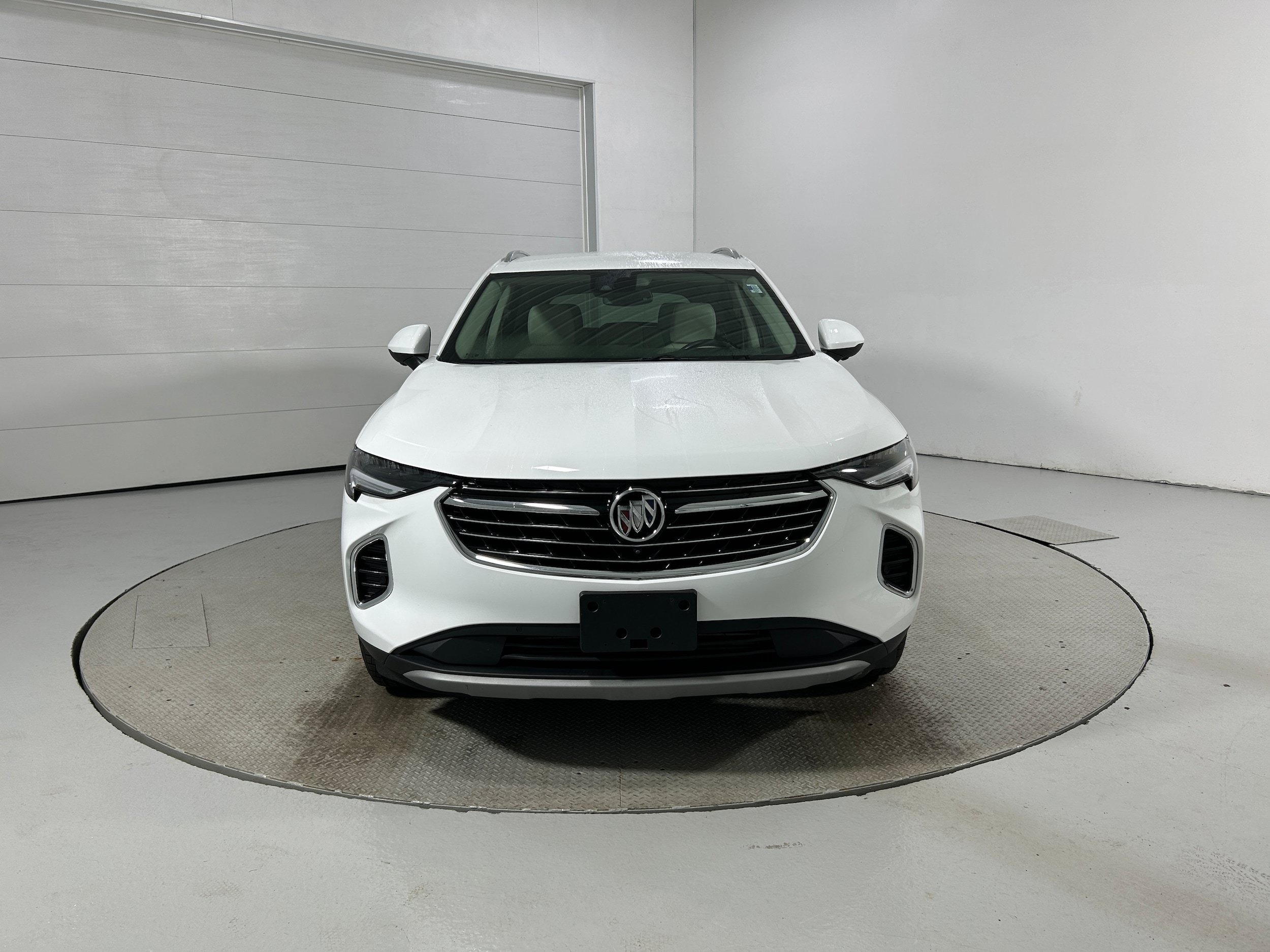 Used 2022 Buick Envision Essence w/ Technology Package I AWD/4WD image 18