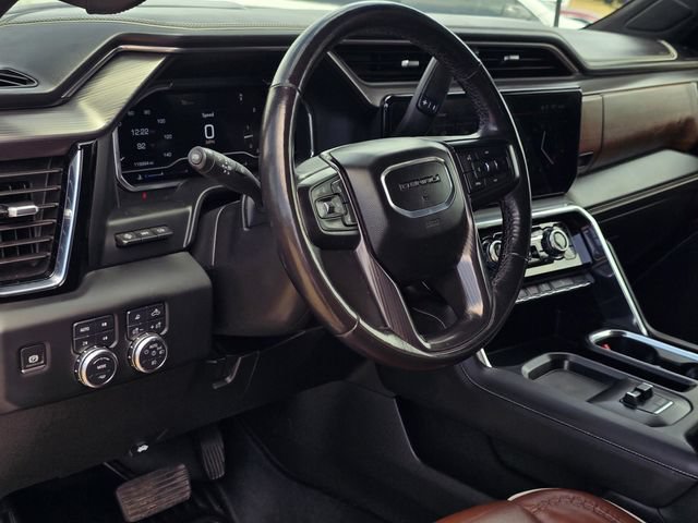 Used 2024 GMC Sierra 2500 Denali Ultimate AWD/4WD image 32