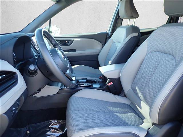 Certified 2026 Subaru Forester Premium w/ Base/Premium Package AWD/4WD image 12