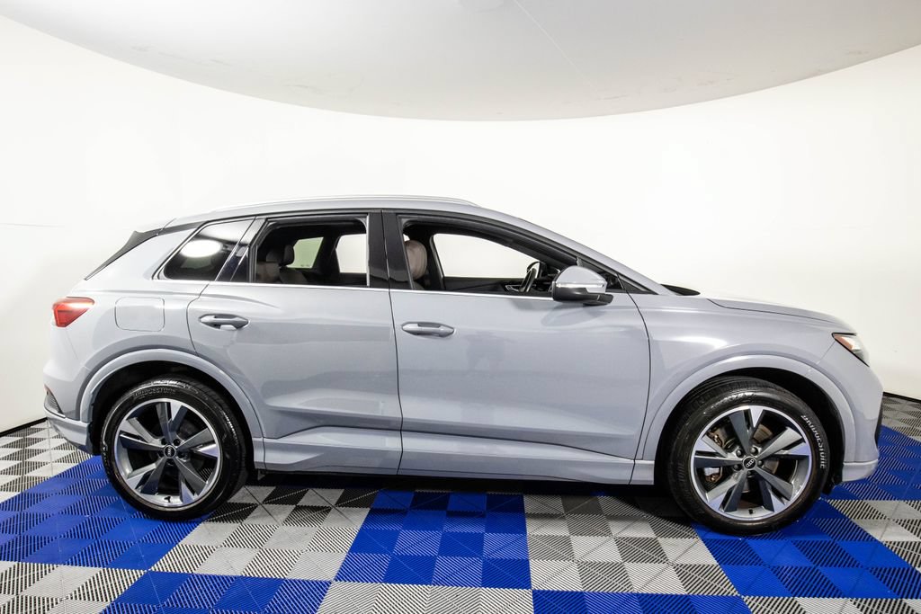 Used 2022 Audi Q4 e-tron Premium Plus AWD/4WD image 4