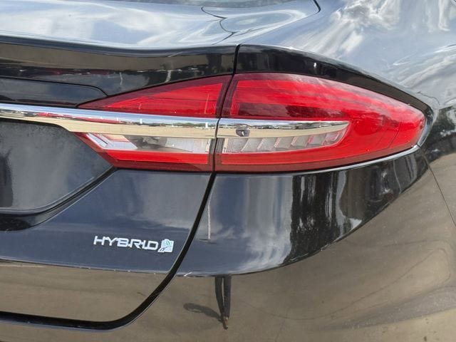 Used 2018 Ford Fusion S FWD image 7