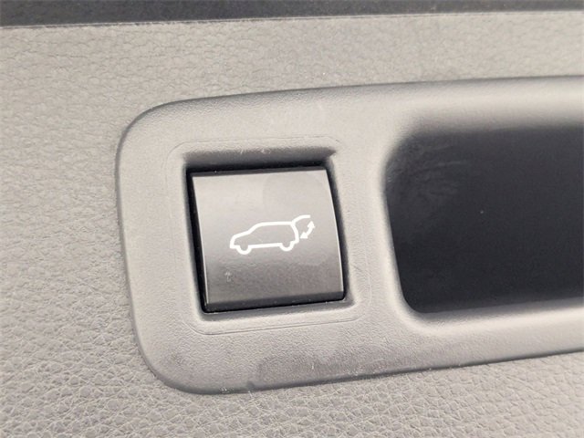 Used 2023 Toyota Highlander XLE image 31