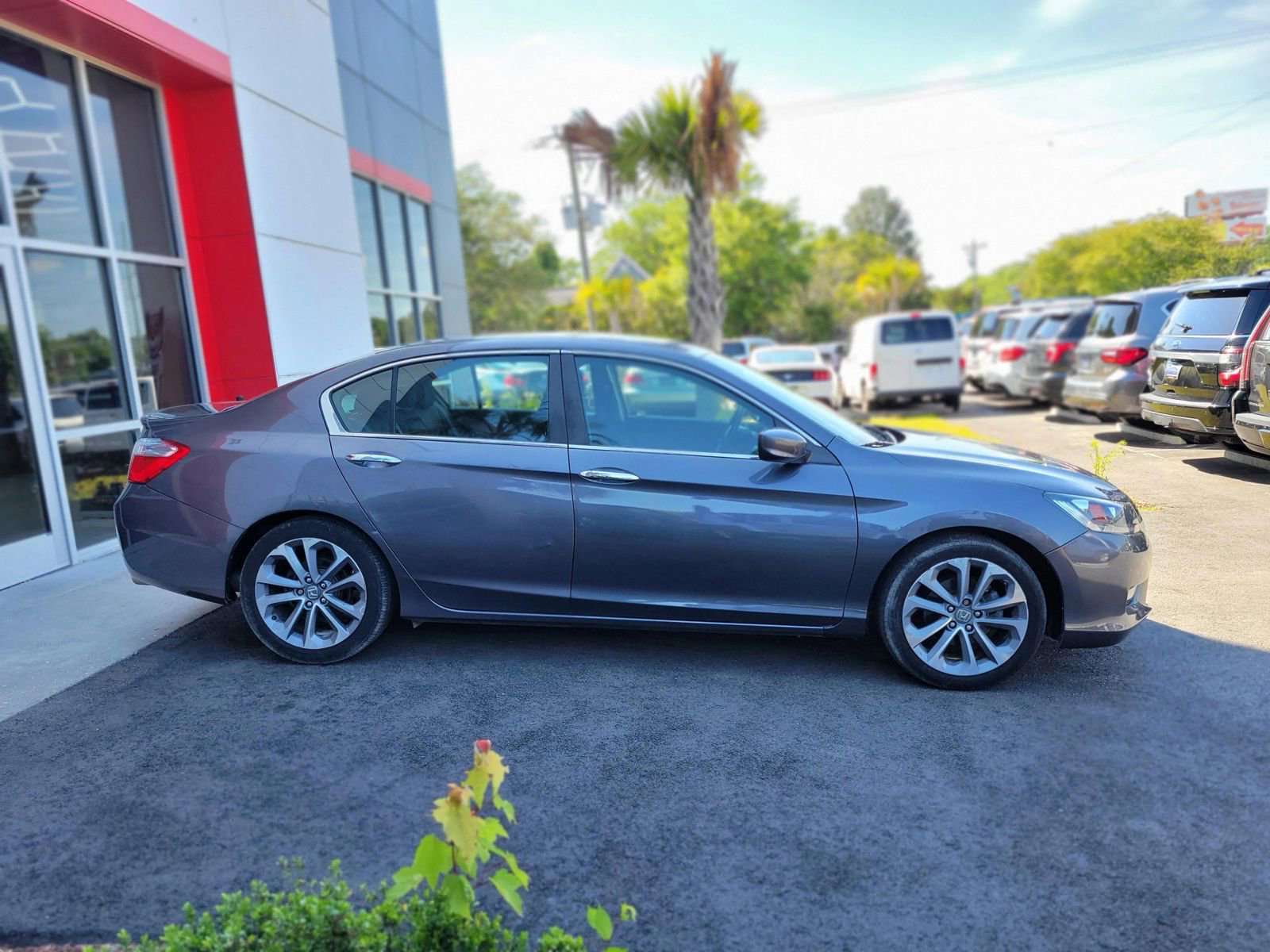 Used 2014 Honda Accord Sport image 8