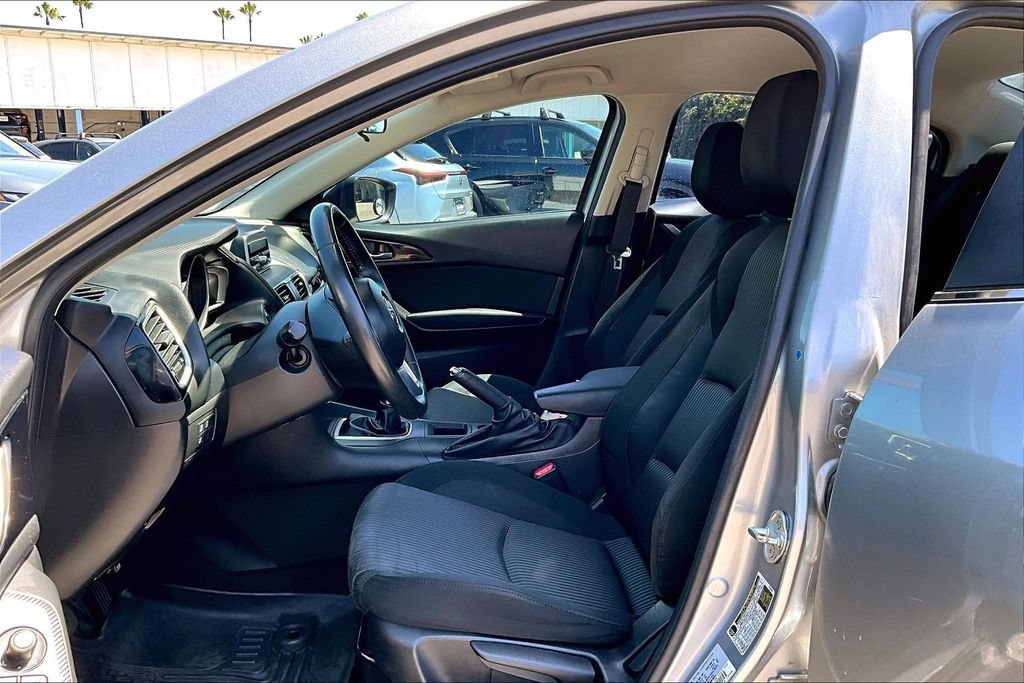 Used 2014 MAZDA MAZDA3 i Touring FWD image 14