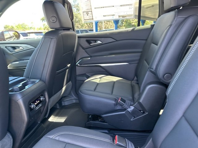 New 2026 Chevrolet Traverse LT w/ LPO, Floor Liner Package image 38