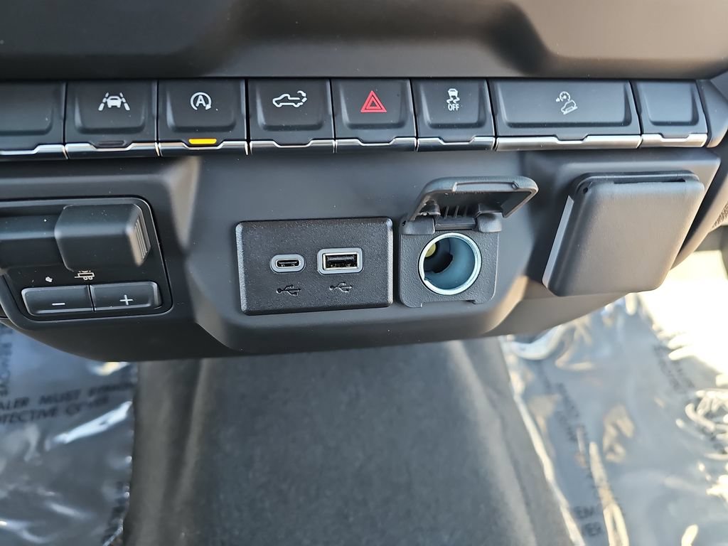 New 2026 Chevrolet Silverado 1500 Custom Trail Boss AWD/4WD image 24