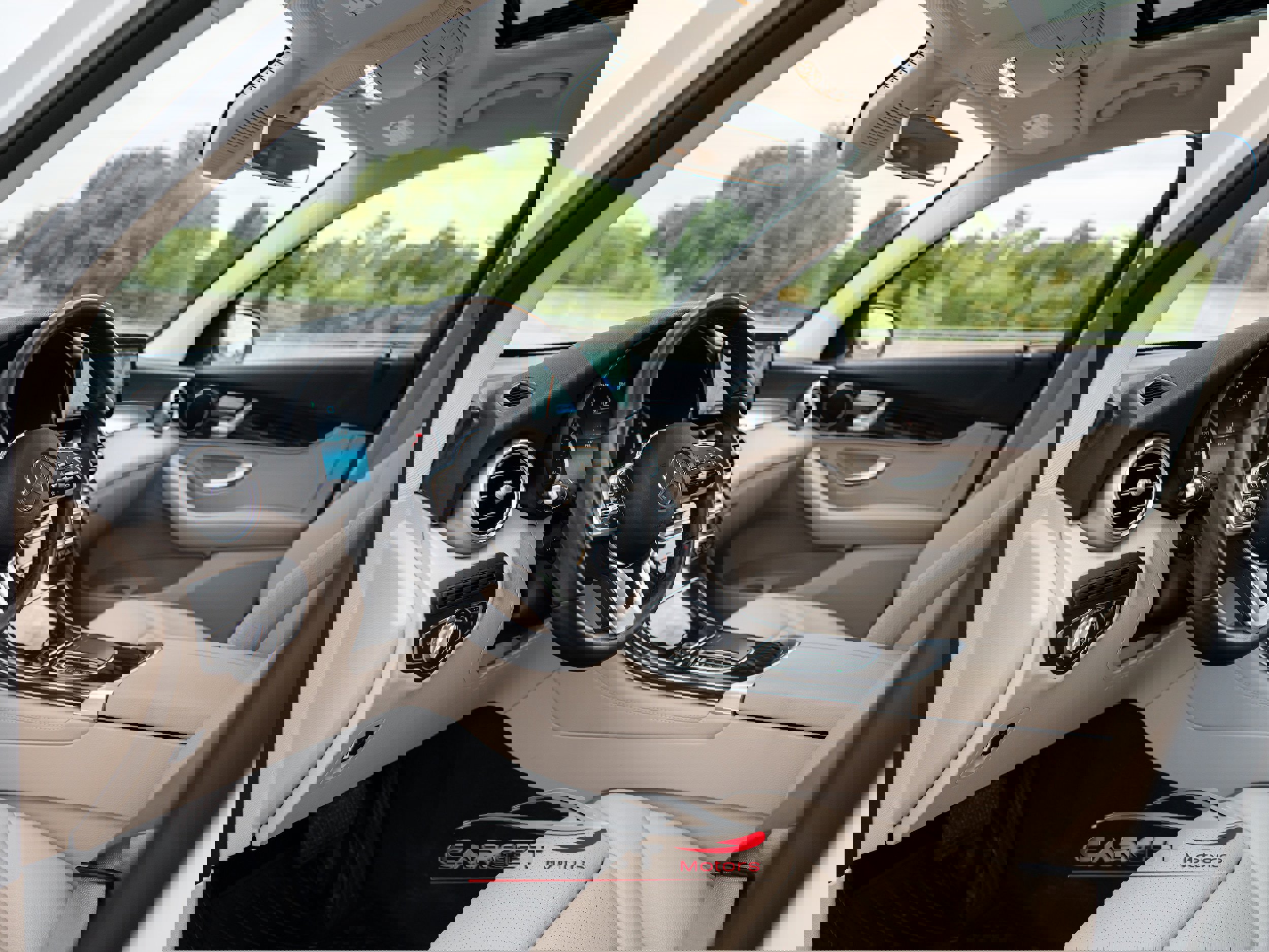 Used 2020 Mercedes-Benz GLC 300 4MATIC image 13