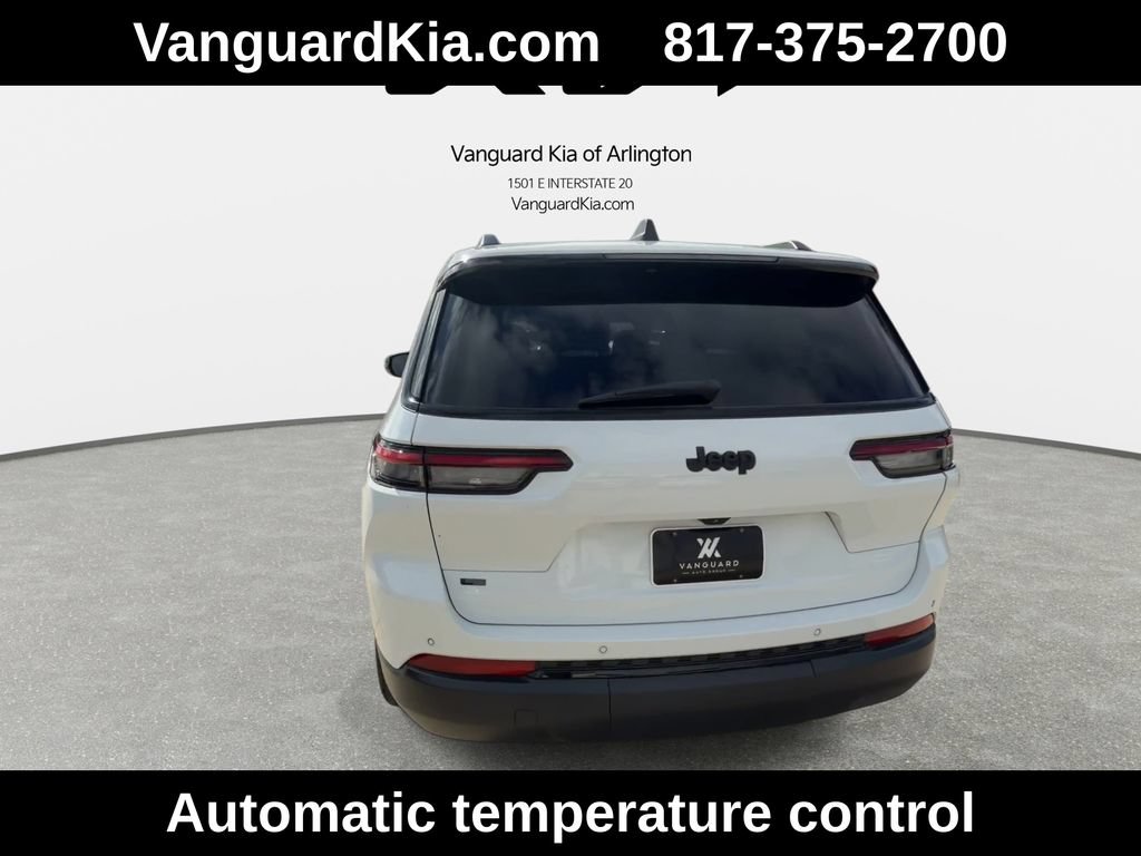 Used 2022 Jeep Grand Cherokee L Laredo RWD image 8