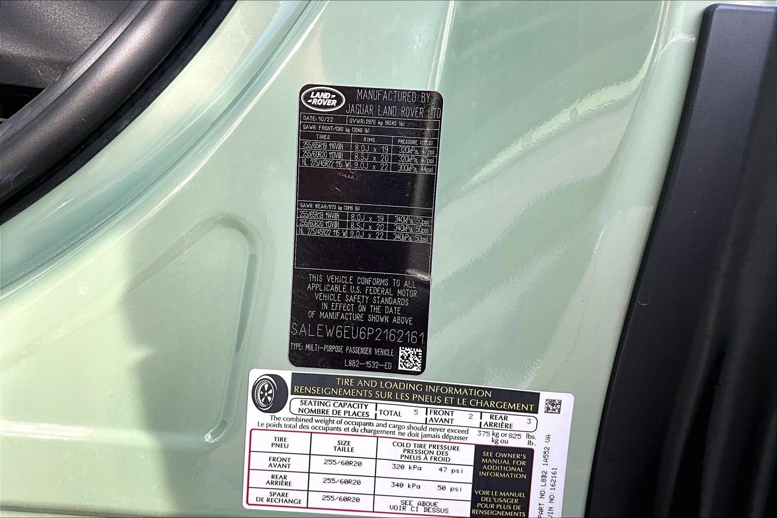 Used 2023 Land Rover Defender 110 75th Limited Edition image 34