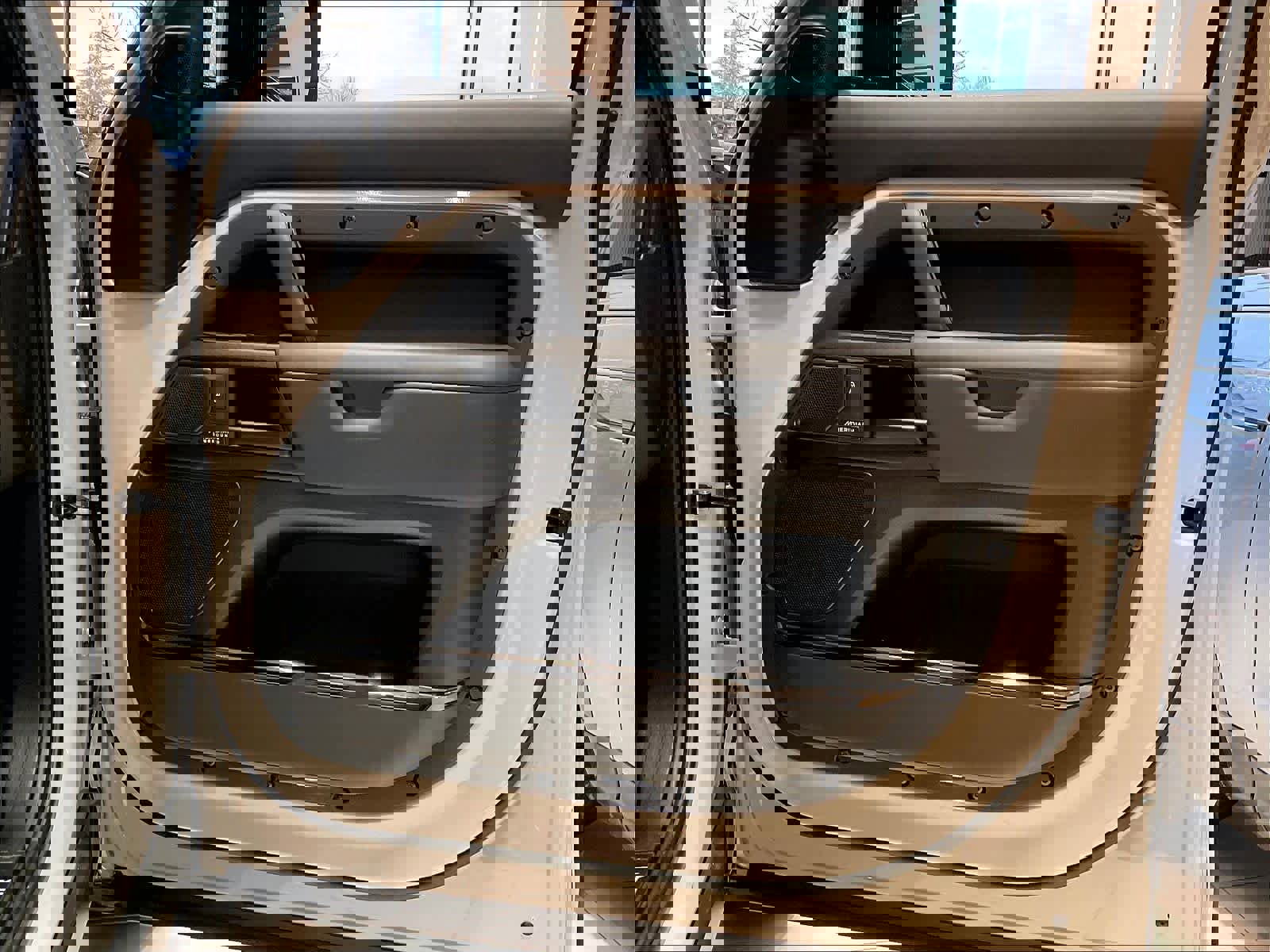 New 2026 Land Rover Defender 110 OCTA image 29