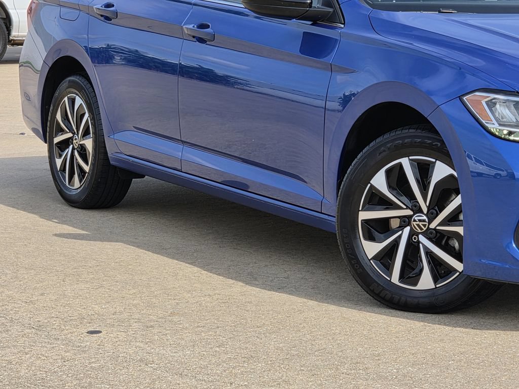 Used 2024 Volkswagen Jetta S FWD image 11