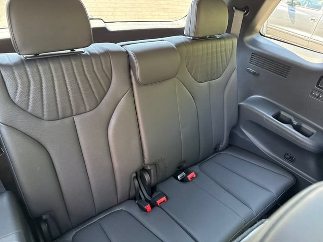 Used 2023 Hyundai Palisade Limited AWD/4WD image 24