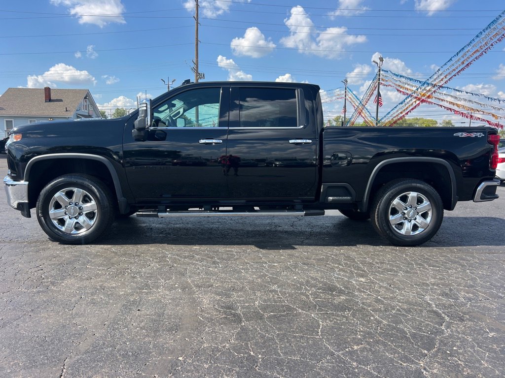 Used 2020 Chevrolet Silverado 3500 LTZ w/ LTZ Premium Package image 4
