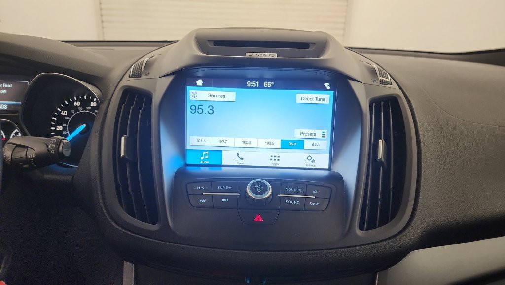 Used 2018 Ford Escape SE w/ Ford Safe & Smart Package AWD/4WD image 13