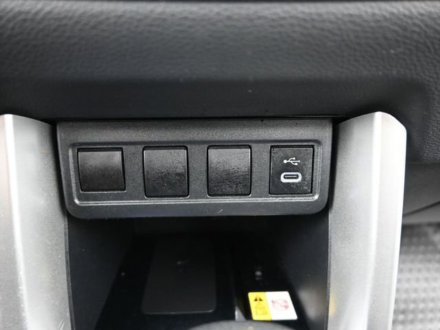 Certified 2023 Toyota Corolla Cross LE image 27