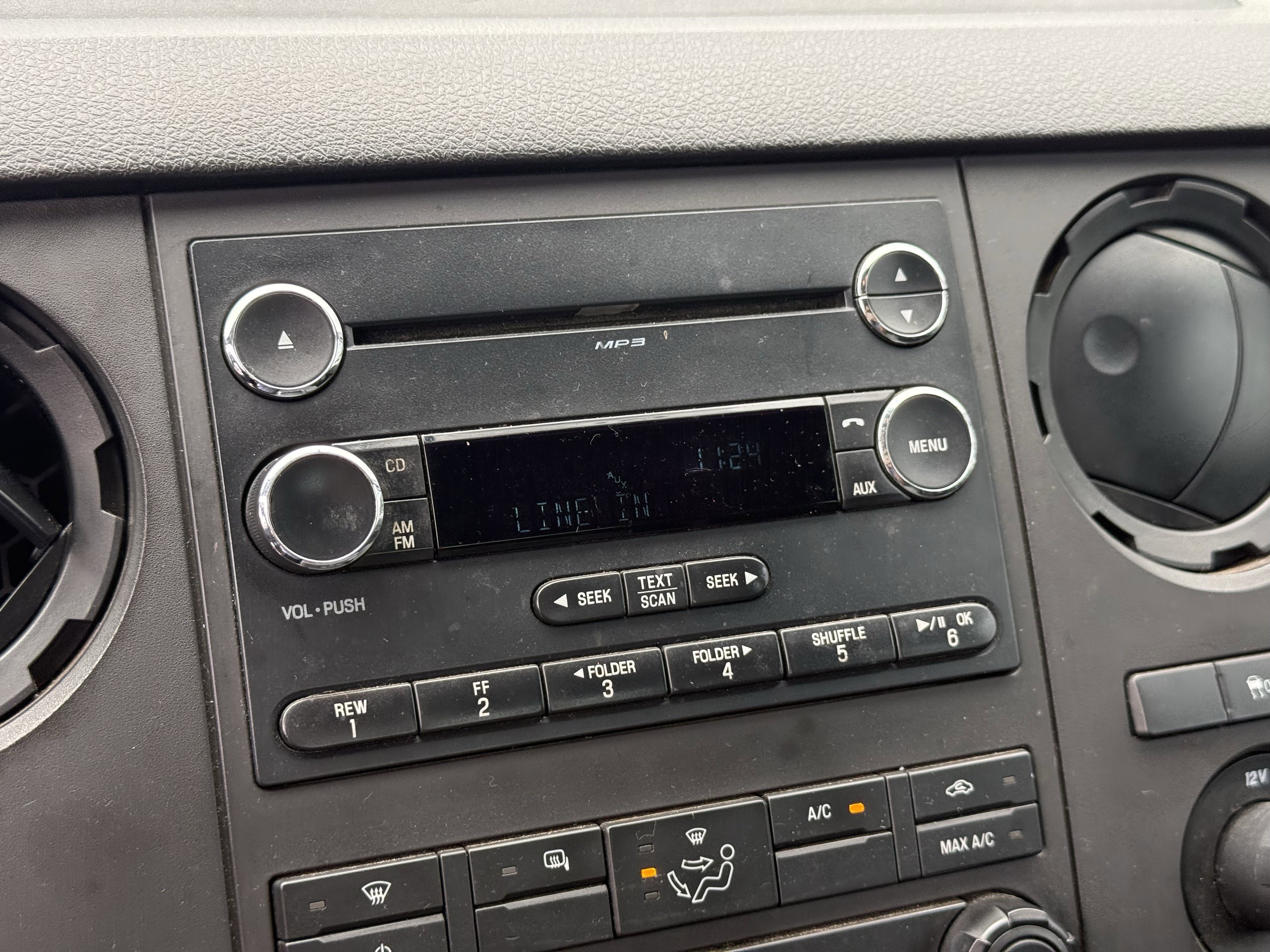 Used 2015 Ford F250 XL w/ Power Equipment Group RWD image 19