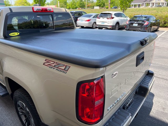 Used 2022 Chevrolet Colorado Z71 AWD/4WD image 37