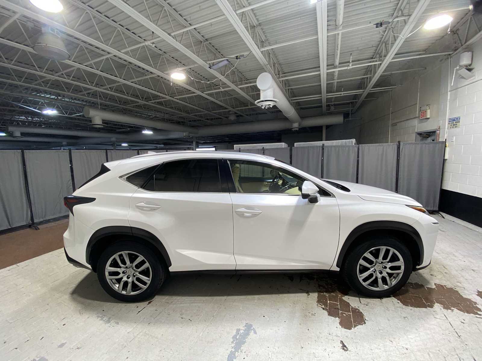 Used 2016 Lexus NX 200t AWD w/ Premium Package image 27