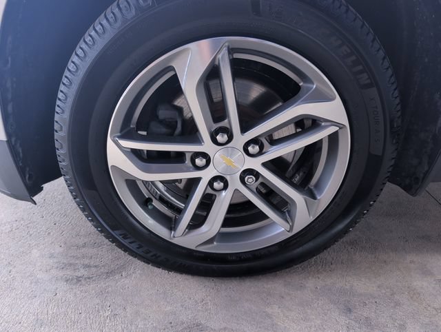 Used 2017 Chevrolet Equinox Premier w/ Enhanced Convenience Package FWD image 25