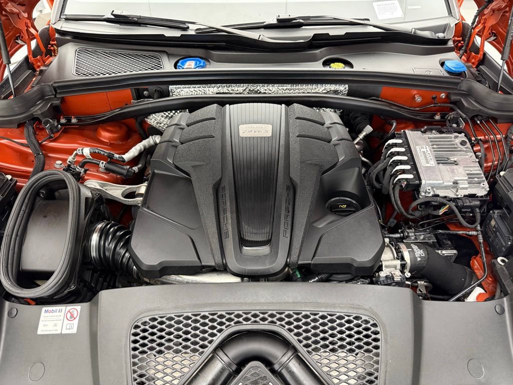 Used 2024 Porsche Macan S image 43